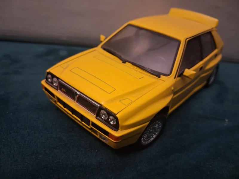 Lancia delta hf buago 1/24