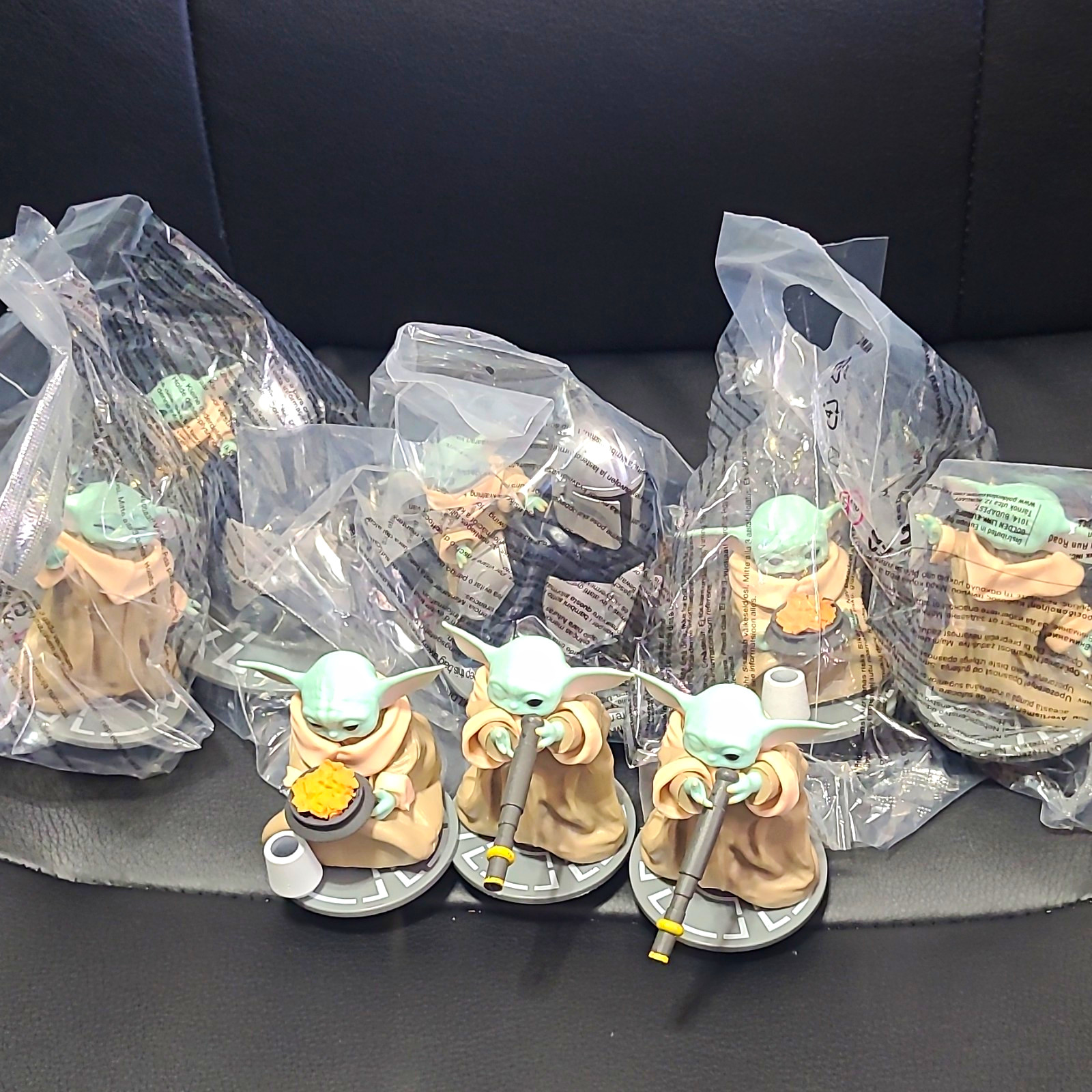 Star Wars Grogu/ Plastic Figure Set w/ Stands & Telescope