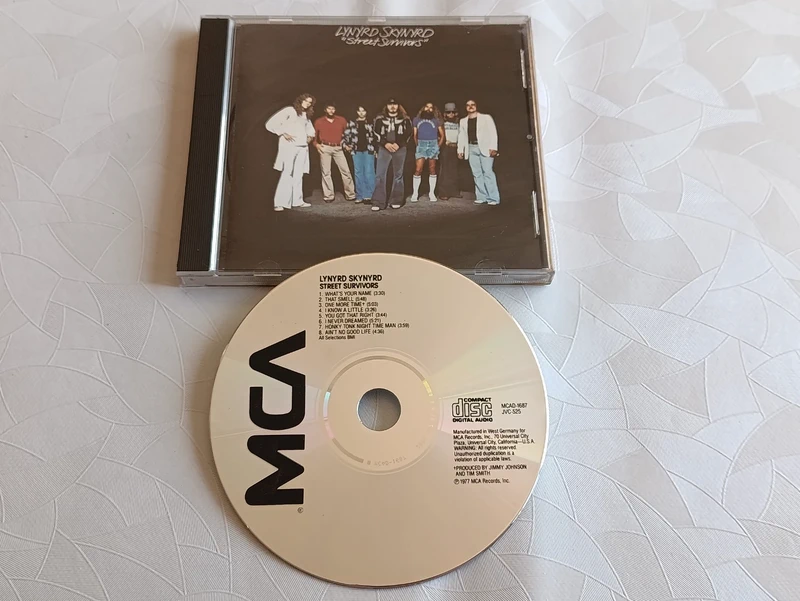 Lynyrd Skynyrd - Street Survivors