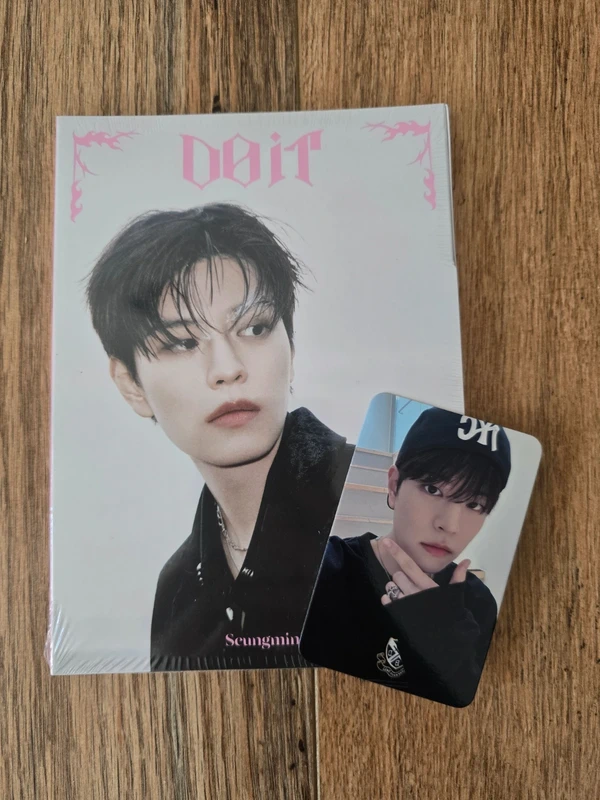 Stray Kids DO IT accordion album sealed + Seungmin POB