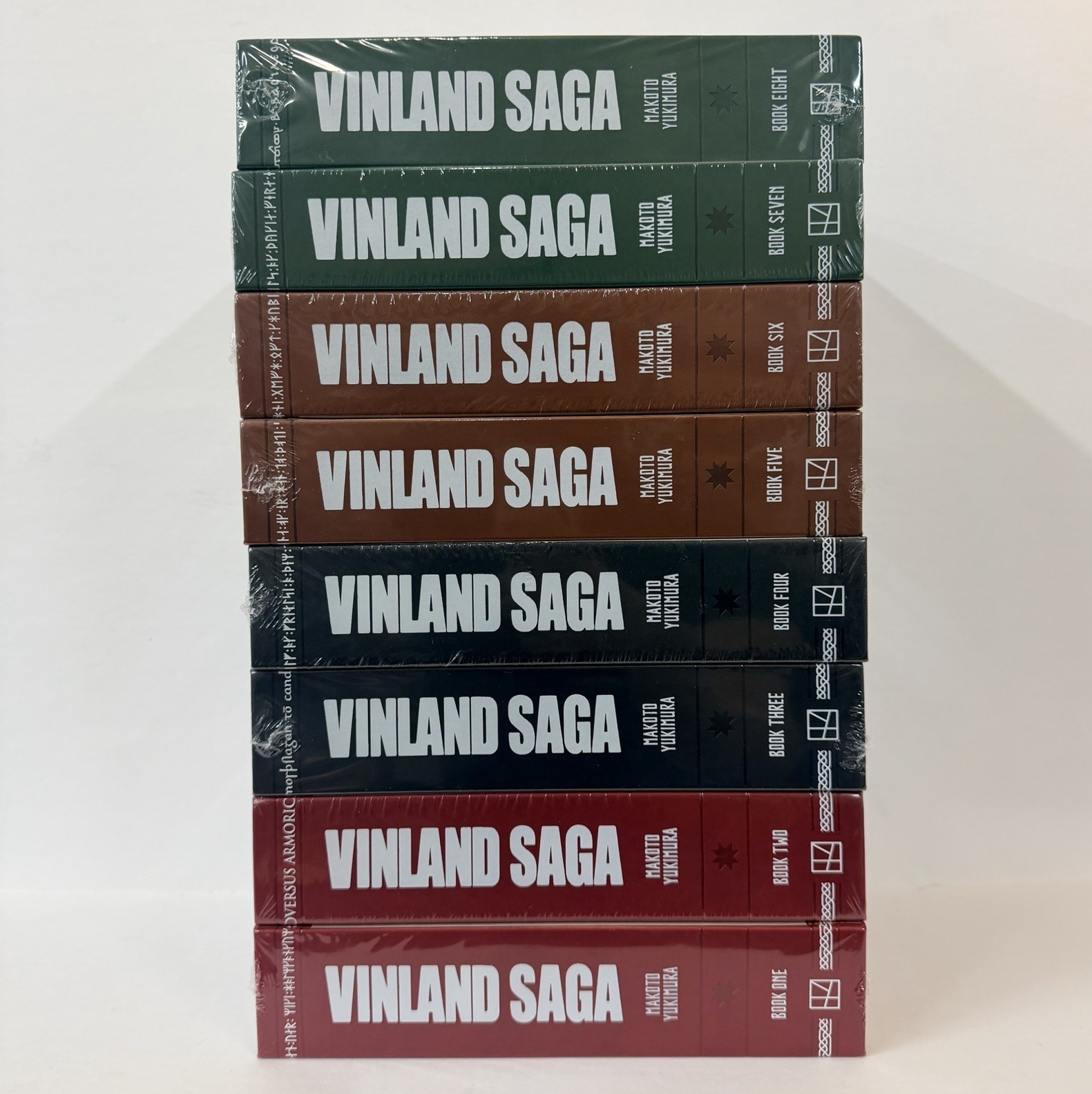 Vinland Saga Deluxe Manga Volumi 1-8 Copertina Rigida Nuovo Sigillato Inglese US Autentico