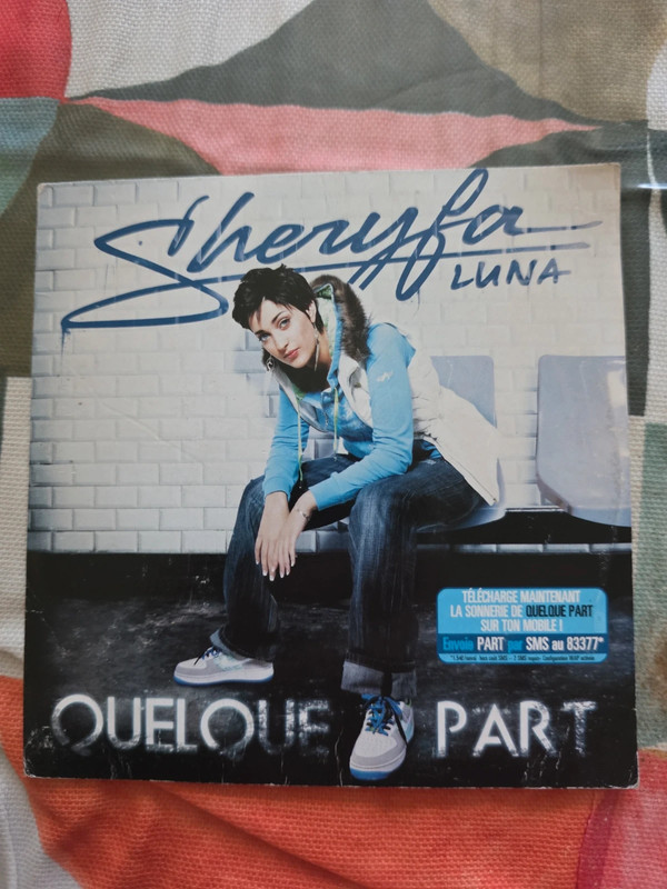 Sheryfa luna.  Quelque part