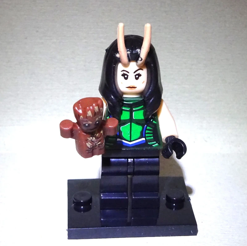 Minifigures Super Eroi  Mantis2    Compatibile legoB4