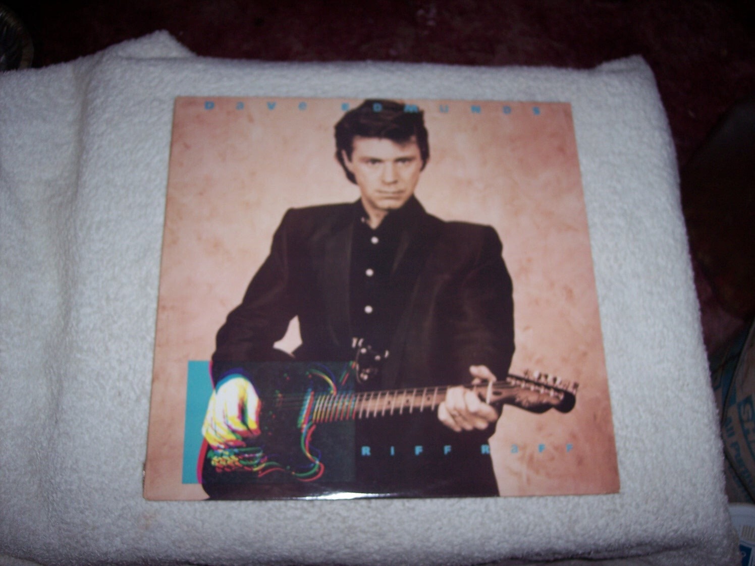 LP--DAVE EDMUNDS--RIFF RAFF   *NM VINYL*   #1098
