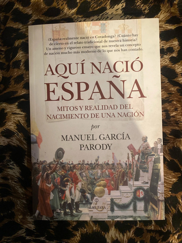 Libro (Aquí Nació España)