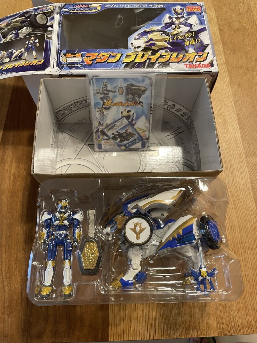 Modellino veicolo Takara Madan Senki Ryukendo R-A01 Brave Leon Lion vintage 850168