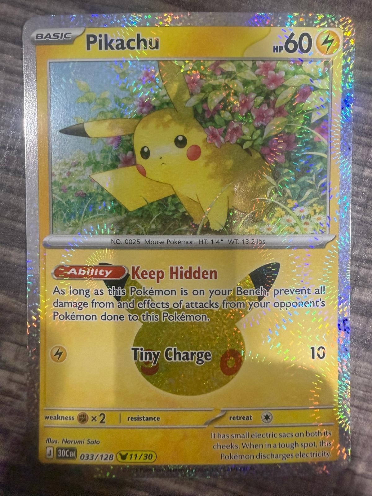 Pikachu 033/128 Holo PIKACHU RARO ME: 30° Celebrazione Pokemon quasi nuovo