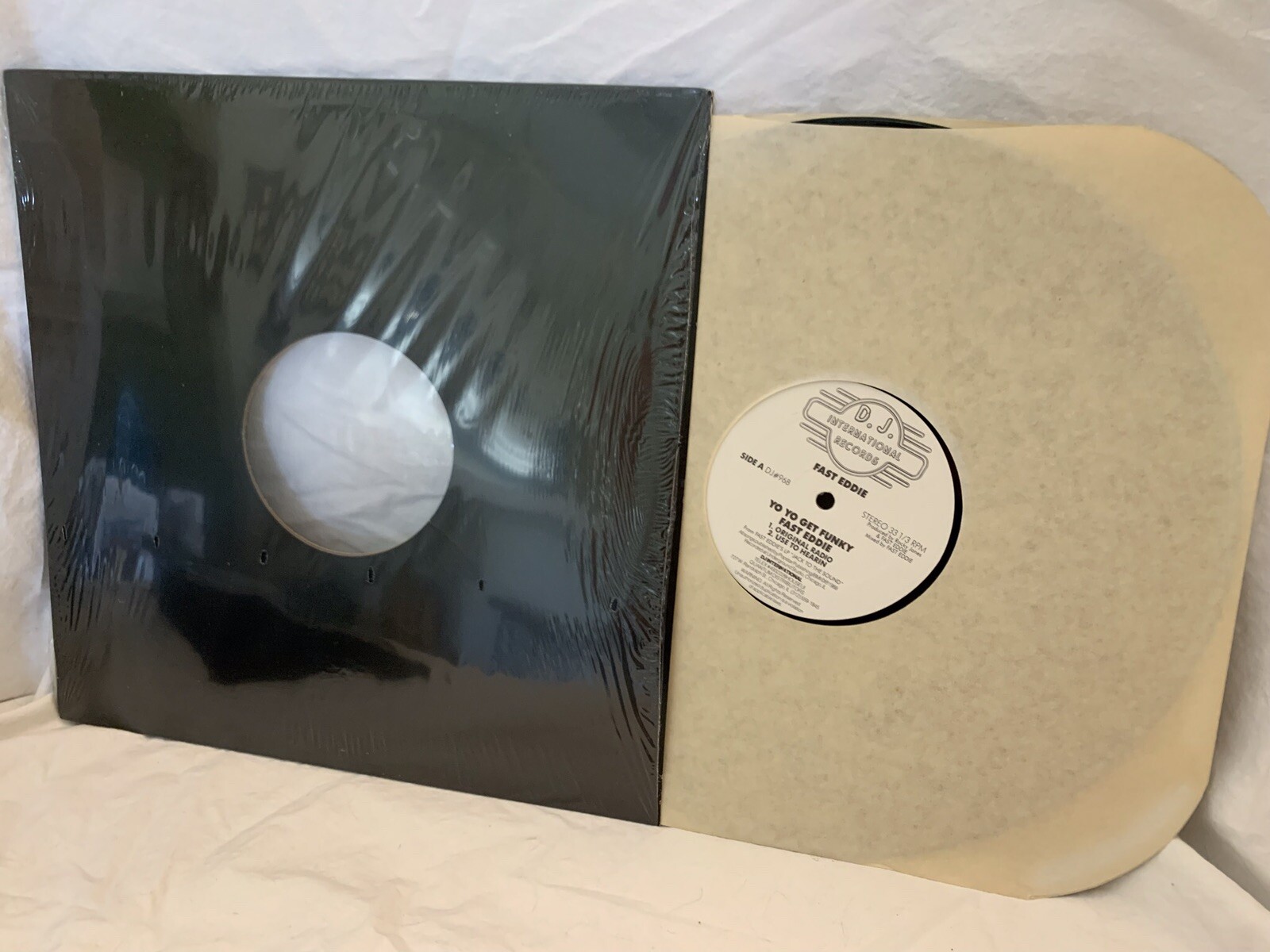 Fast Eddie “Yo yo Get Funky” - 12” Vinyl Single
