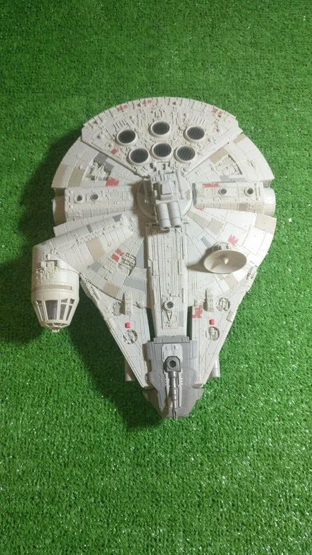 Halcón milenario de Star Wars.
