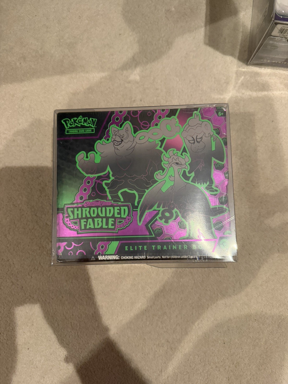 Pokémon TCG Shrouded Fable Elite Trainer Box ETB Sealed with Slight Damage