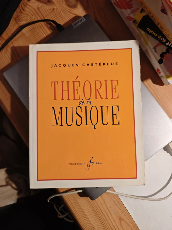Théorie de la musique par Jacques castérede