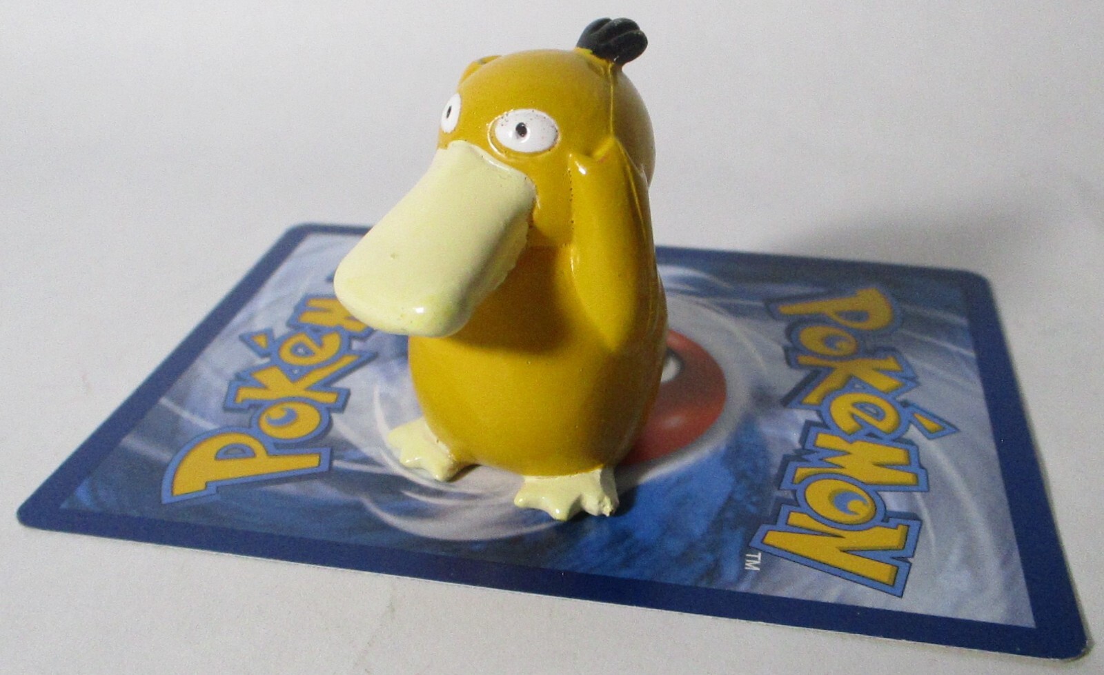 Pokemon 1999 BFI Psyduck 1.5" Mini Portachiavi Figurina Nintendo senza catena