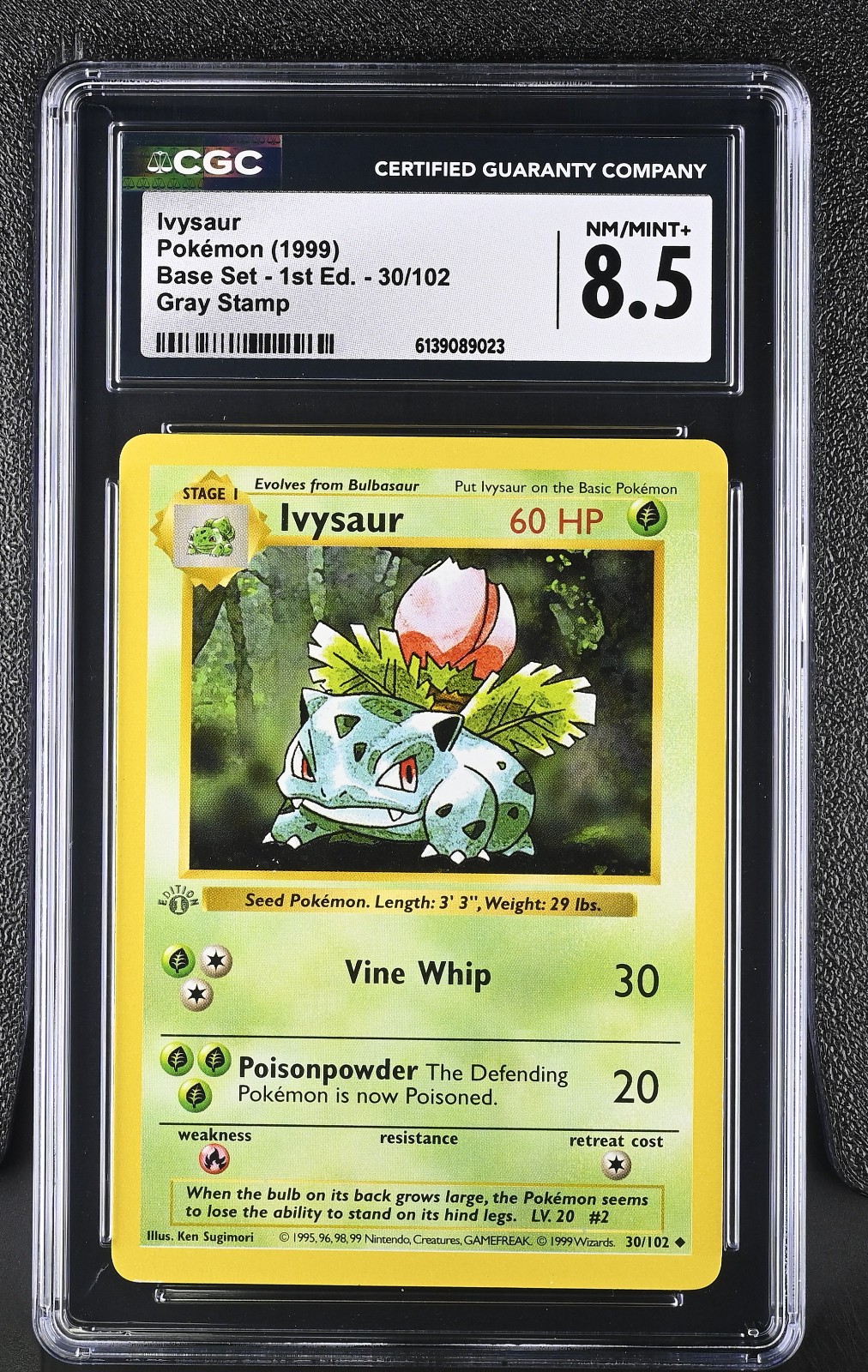 CGC 8.5 Ivysaur #30 Pokemon 1999 Set Base 1° Edizione Shadowless - Timbro Grigio