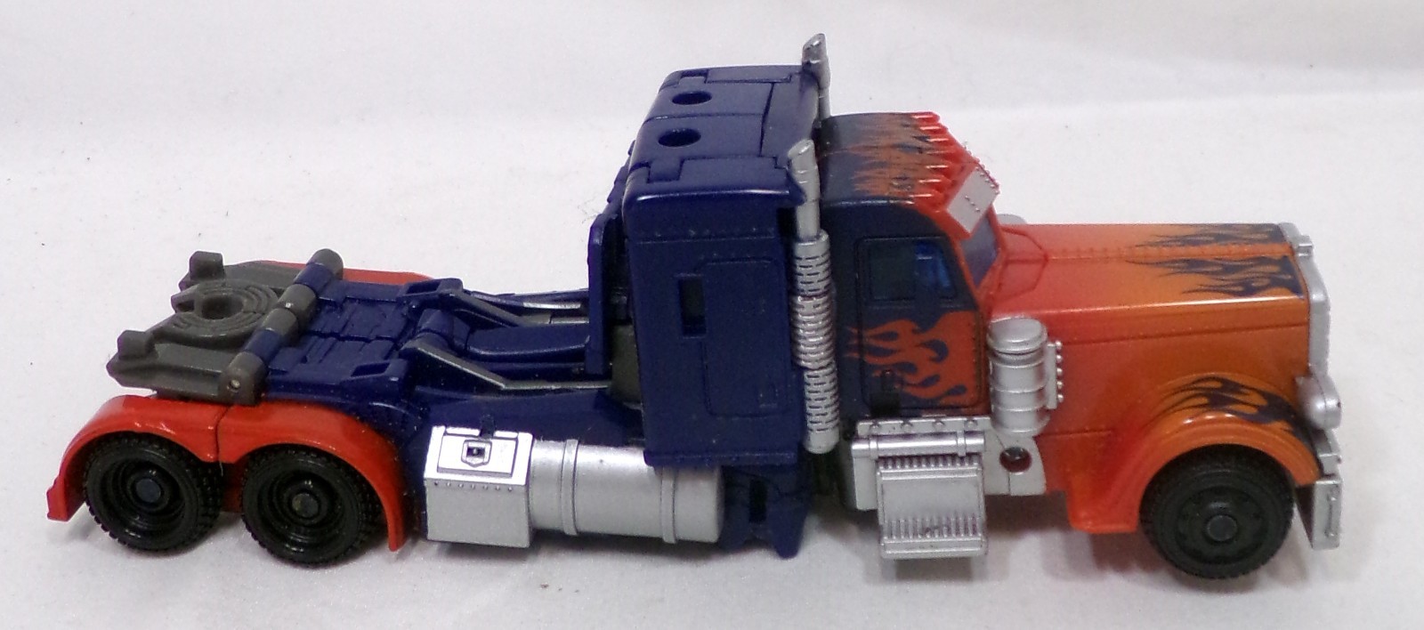 Optimus Prime Hasbro Transformers Dark of the Moon DOTM Deluxe Incompleto 2012