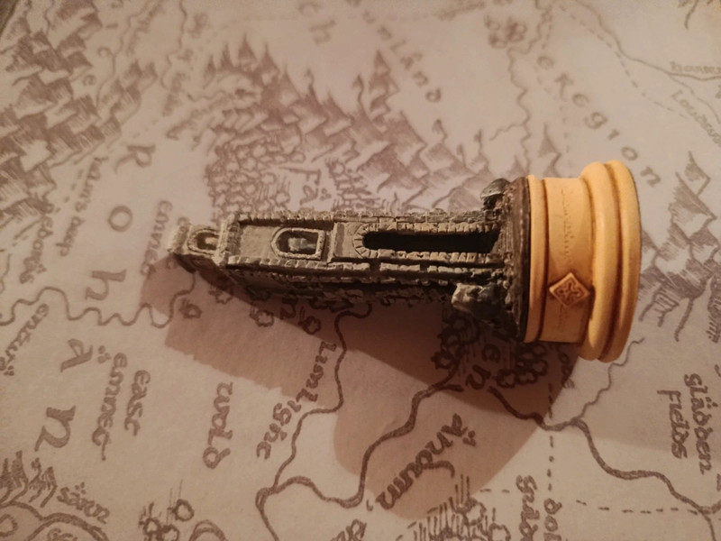 Pièce échecs eaglemoss seigneur des anneaux Osgiliath Tour blanche