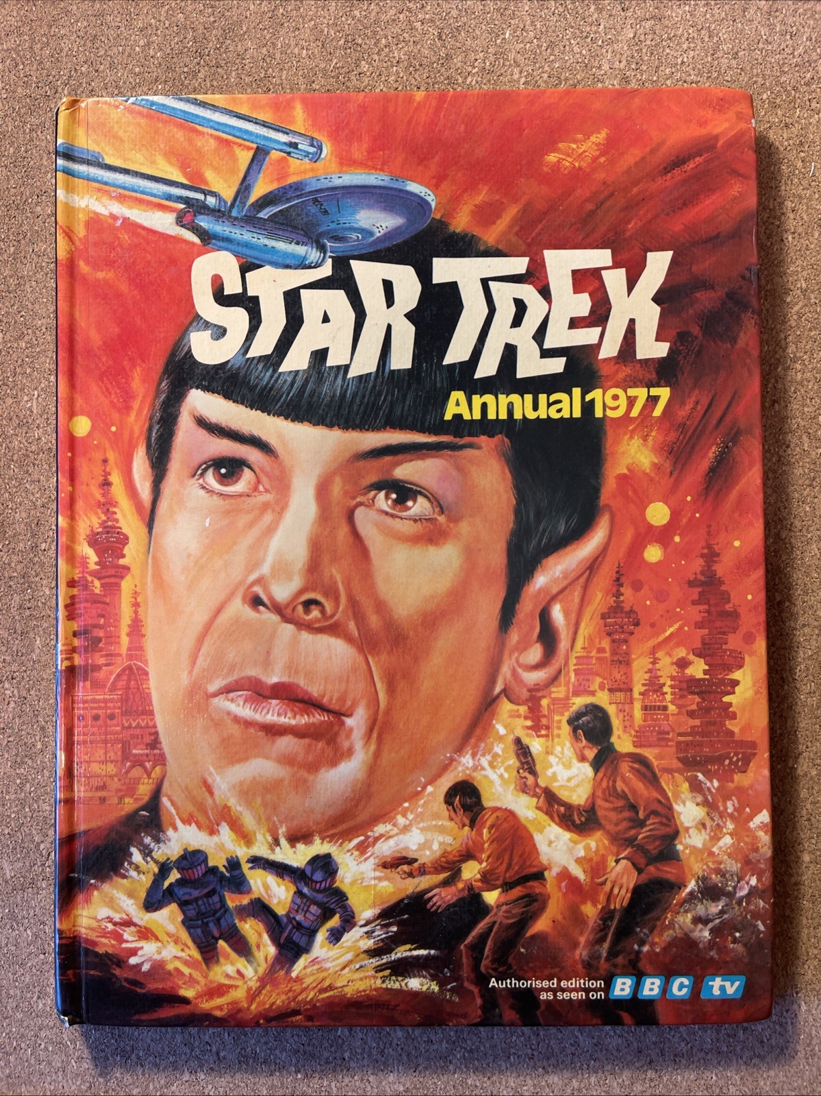Star Trek Annual UK 1977 G to VG Unclipped, Reprints 2 Gold Key US Comics