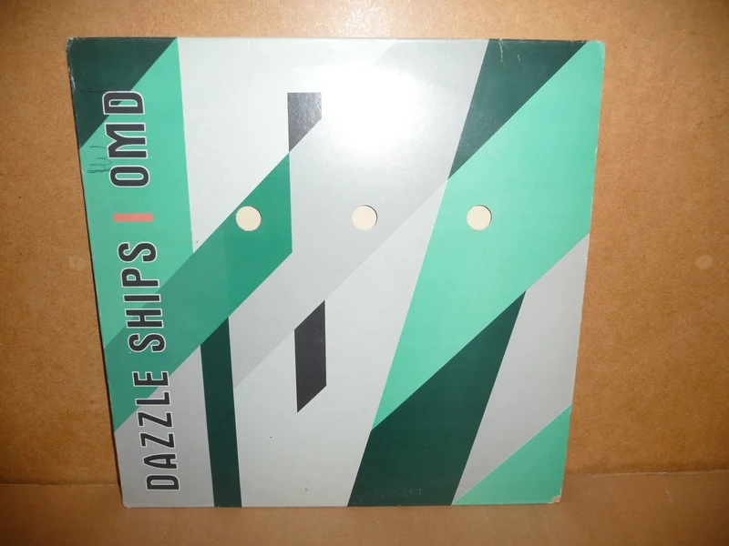 33T. OMD - dazzle ships