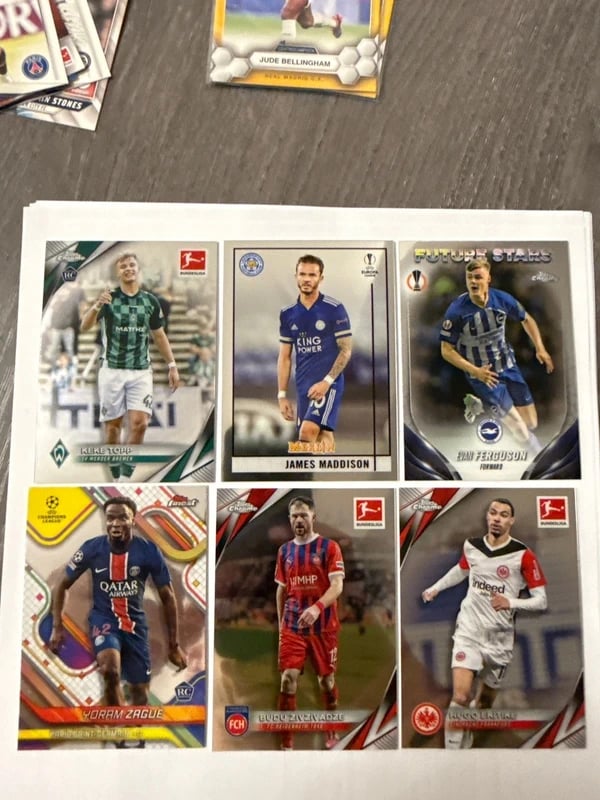 Topps Chrome / Finest Fußballkarten Set - Rookie (Zague, Topp), Ekitike, Ferguson, Maddison