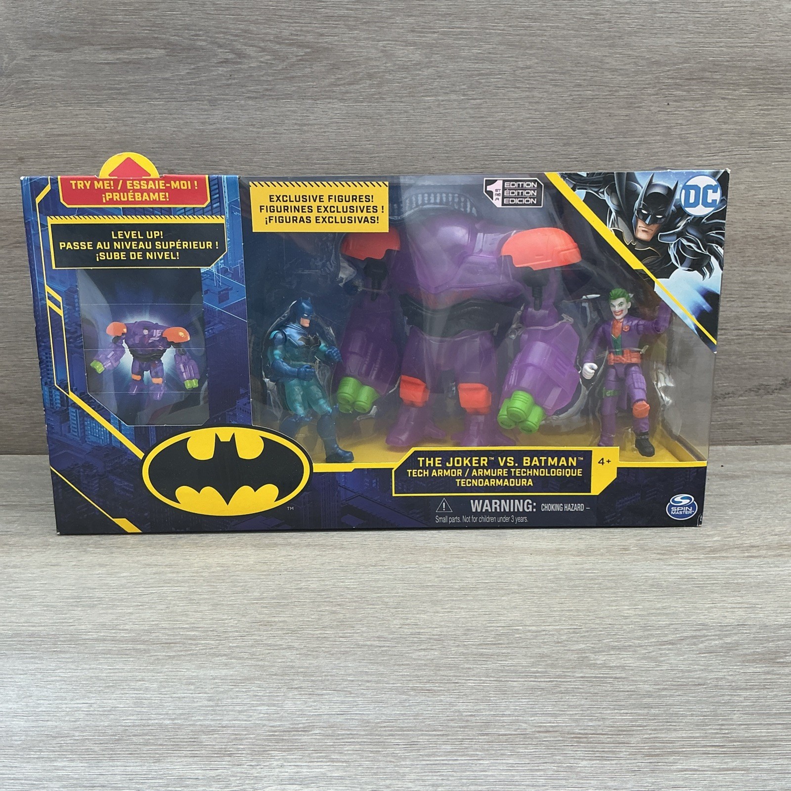 DC Comics Batman The Joker Vs Batman Action Figure Set Tech Armor 1st Edition
