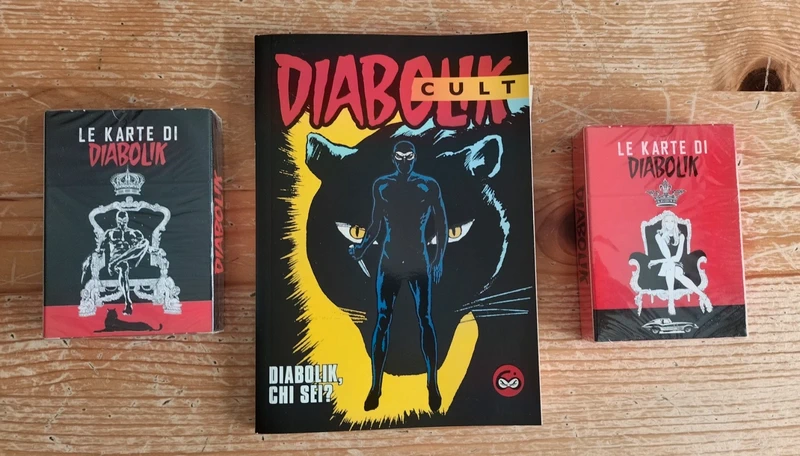 Diabolik _ Carte da gioco Blisterate + Albo "Diabolik chi sei?" Cult  + Albo omaggio