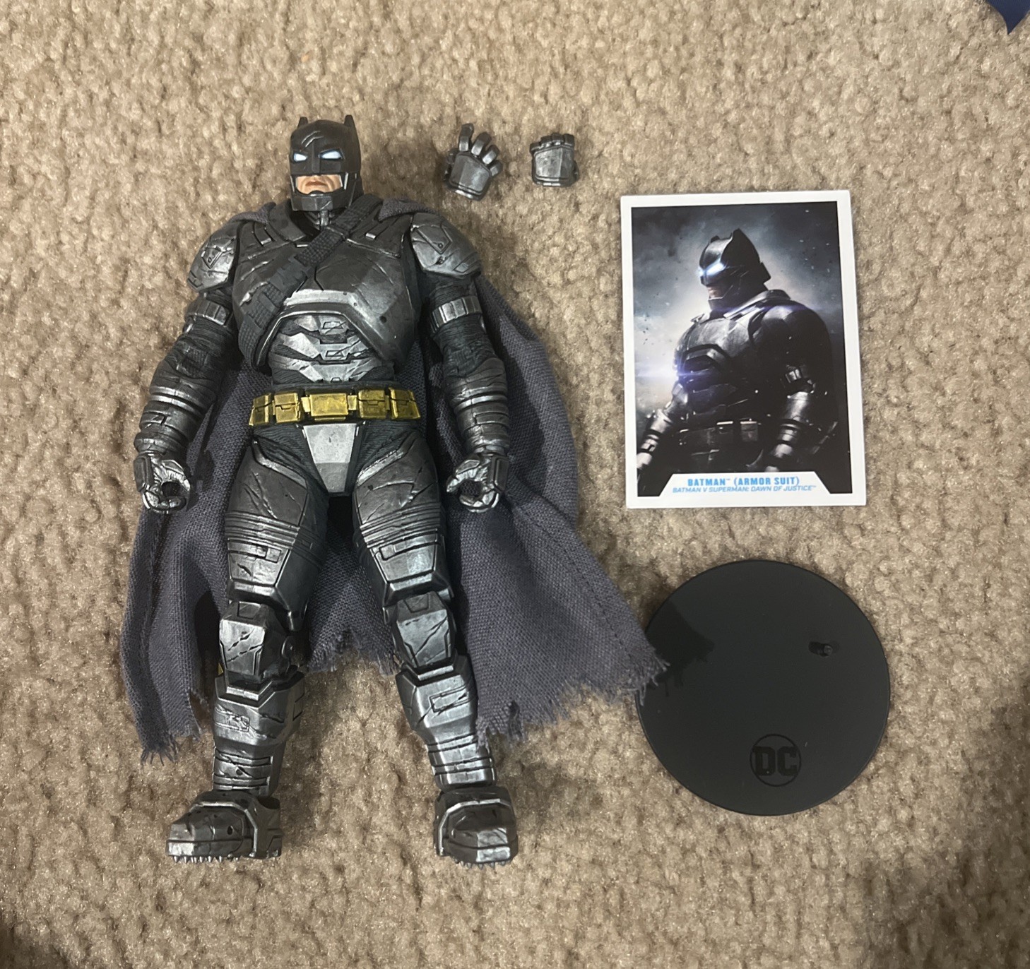 DC Multiverse Batman Tuta Corazzata Action Figure 2024 McFarlane Toys -completo