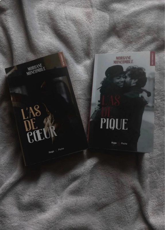 Lot de deux livre ( l’as de coeur et l’as de pique )