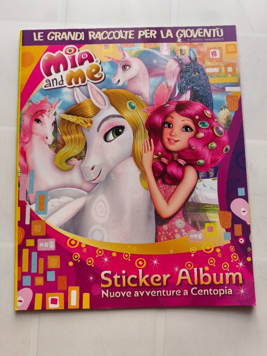 MIA and ME  ALBUM FIGURINE VUOTO PANINI 2016