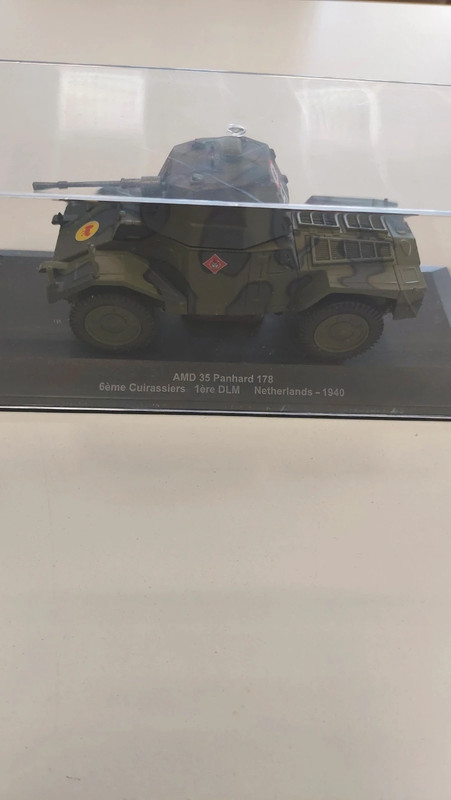 AMD 35 Panhard 178