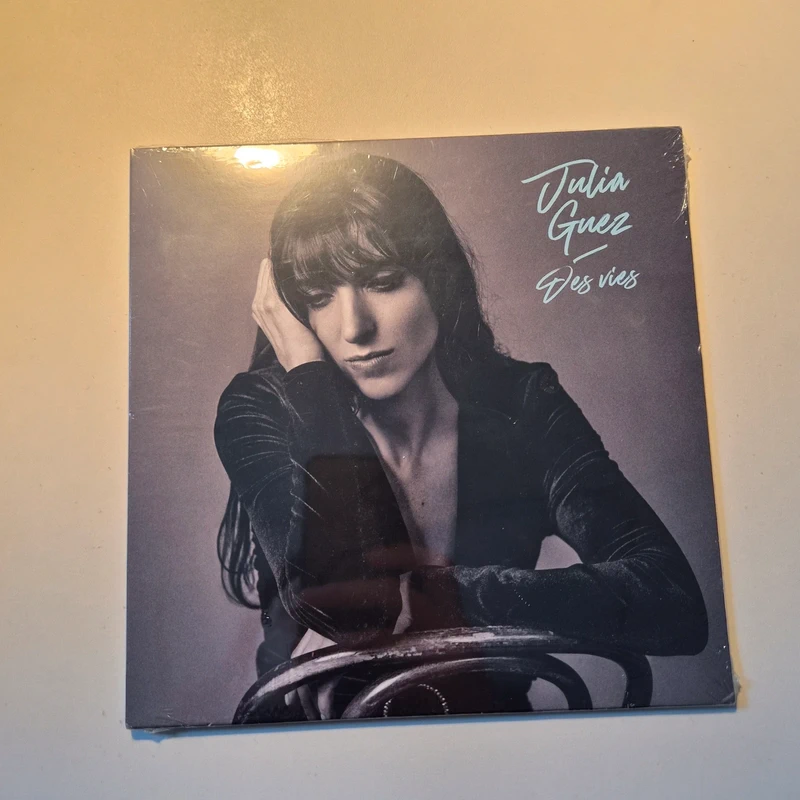 Vinyle 45 tour sibgle Julia Guez "Des vies"