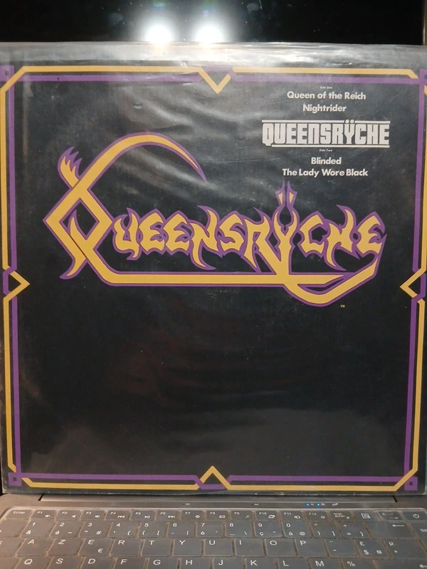 Queensrÿche