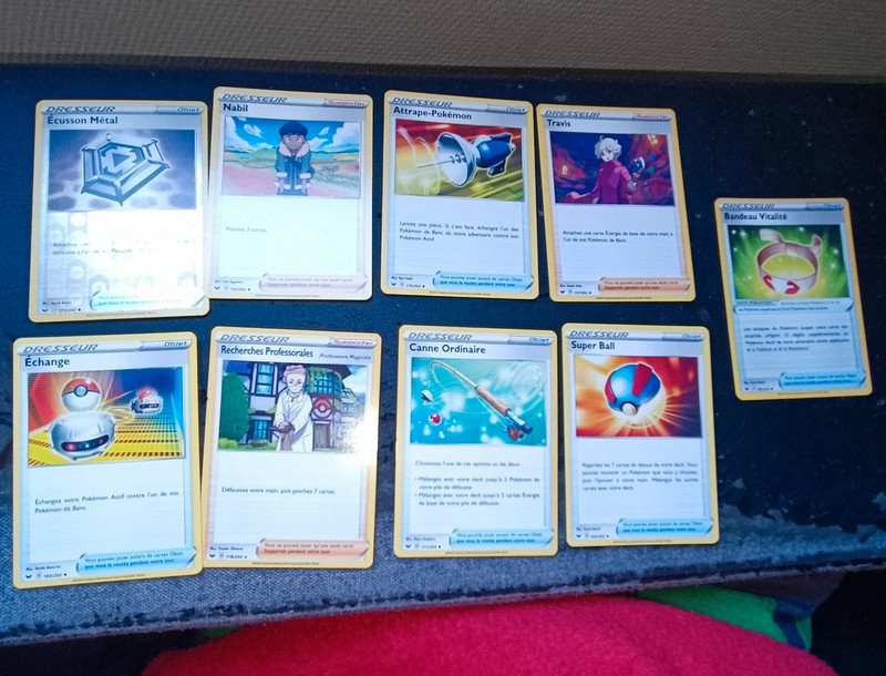 Lot 9 cartes Pokémon 2020