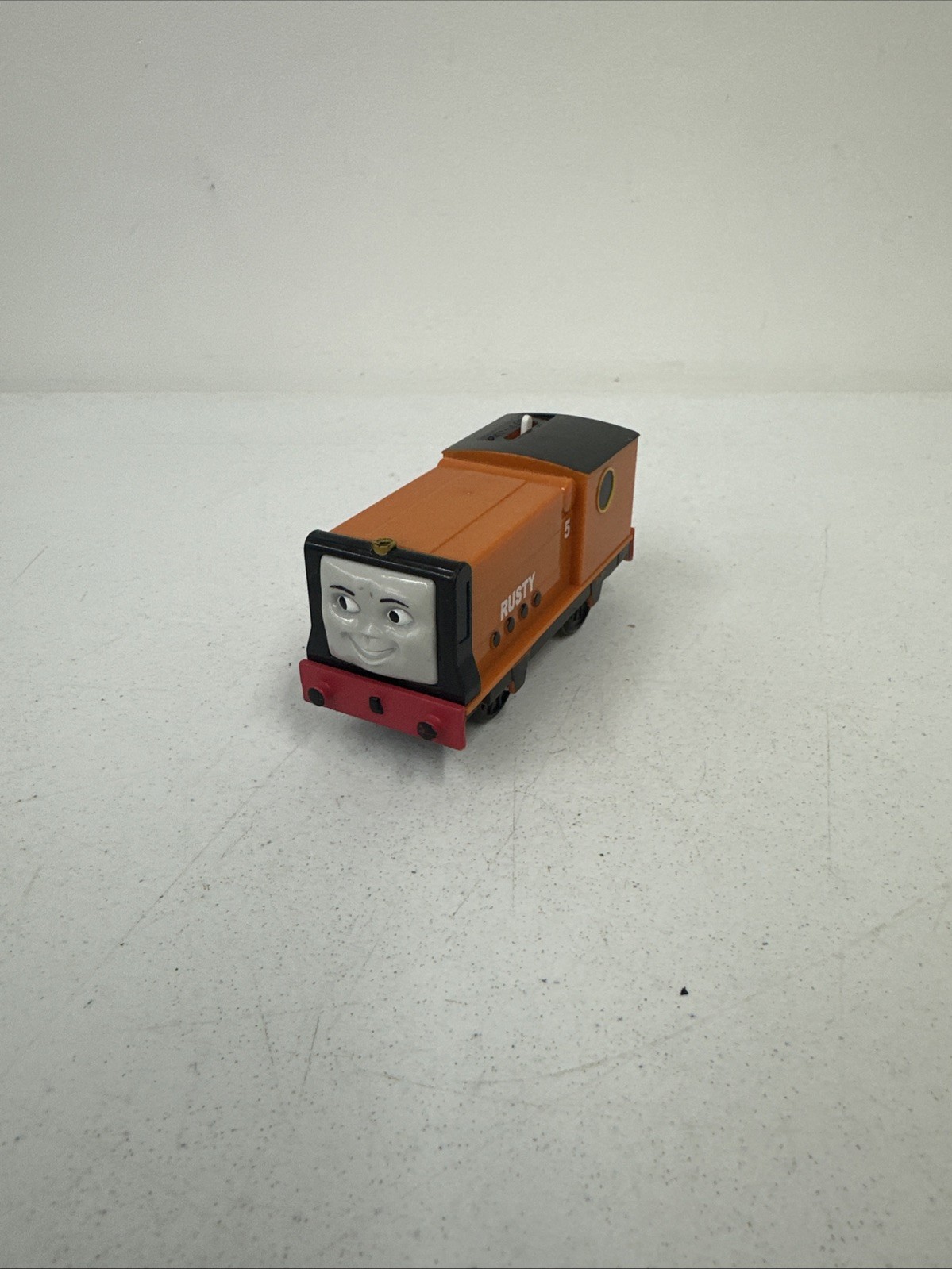 Mattel 2009 Thomas & Friends Trackmaster Motore Treno Ferroviario Motorizzato RUGGINE