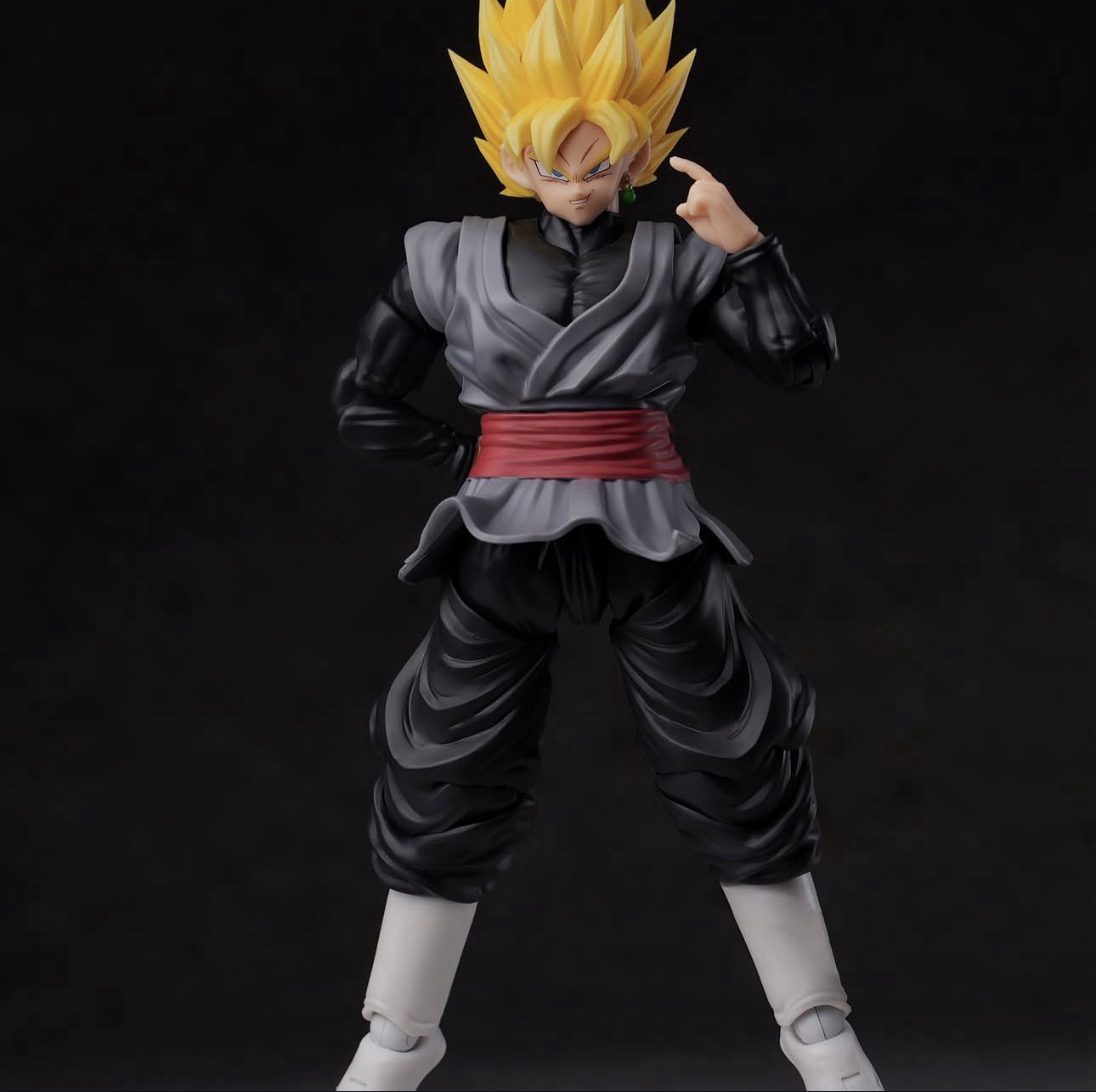 SH Figuarts Dragon Ball Super Dimensione 01B Super Saiyan Rose Goku Nero NUOVO