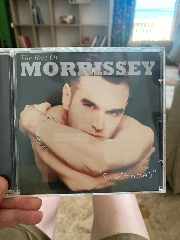 Morrissey. The best of “suedehead”