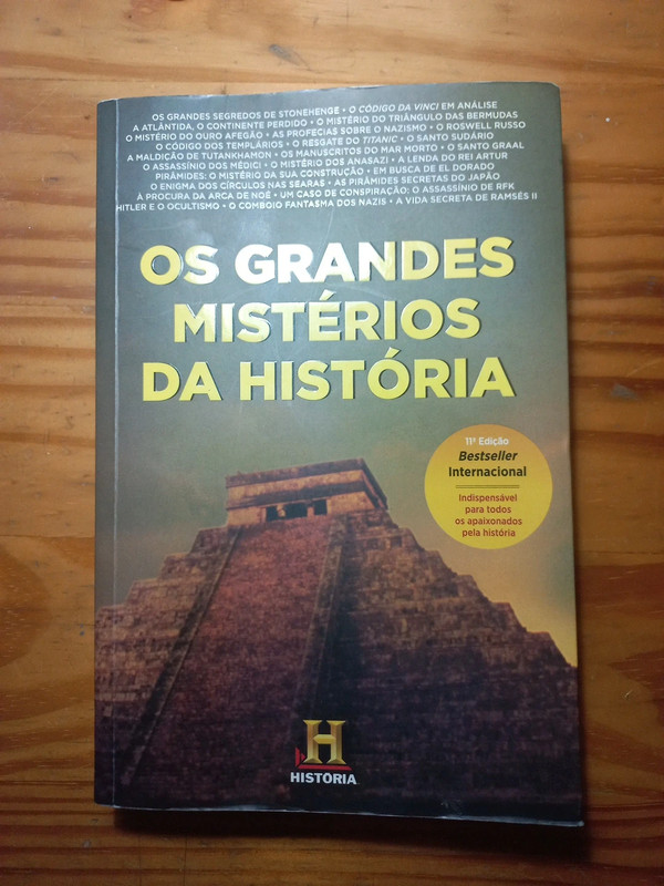 Livro Os Grandes Mistérios da História (Canal História)