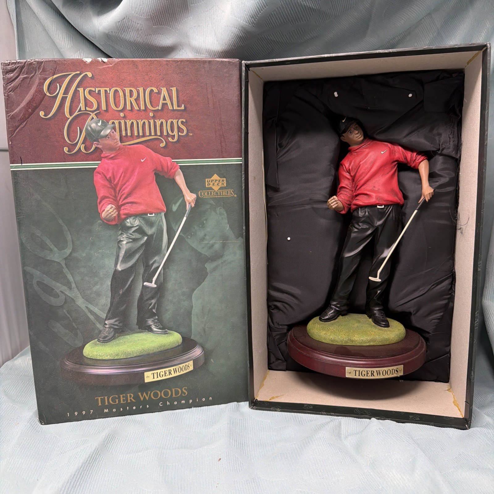 Tiger Woods Upper Deck Historical Beginnings Figurine 1997 Masters Champion New!
