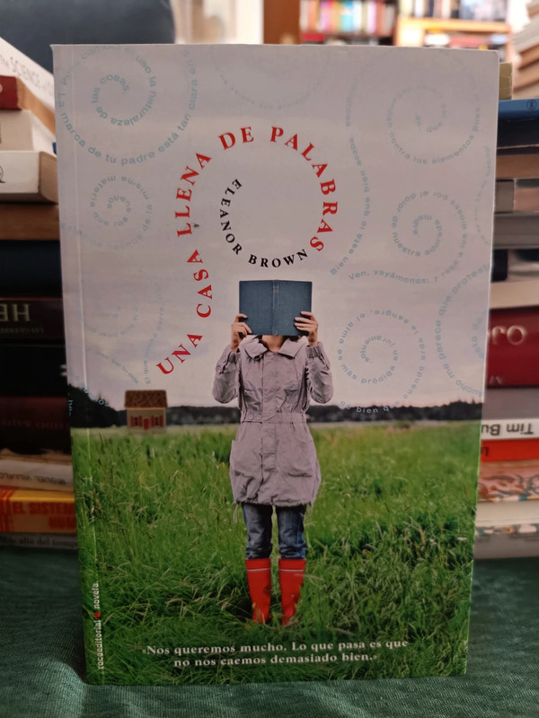 Una casa llena de palabras. Eleanor Brown.