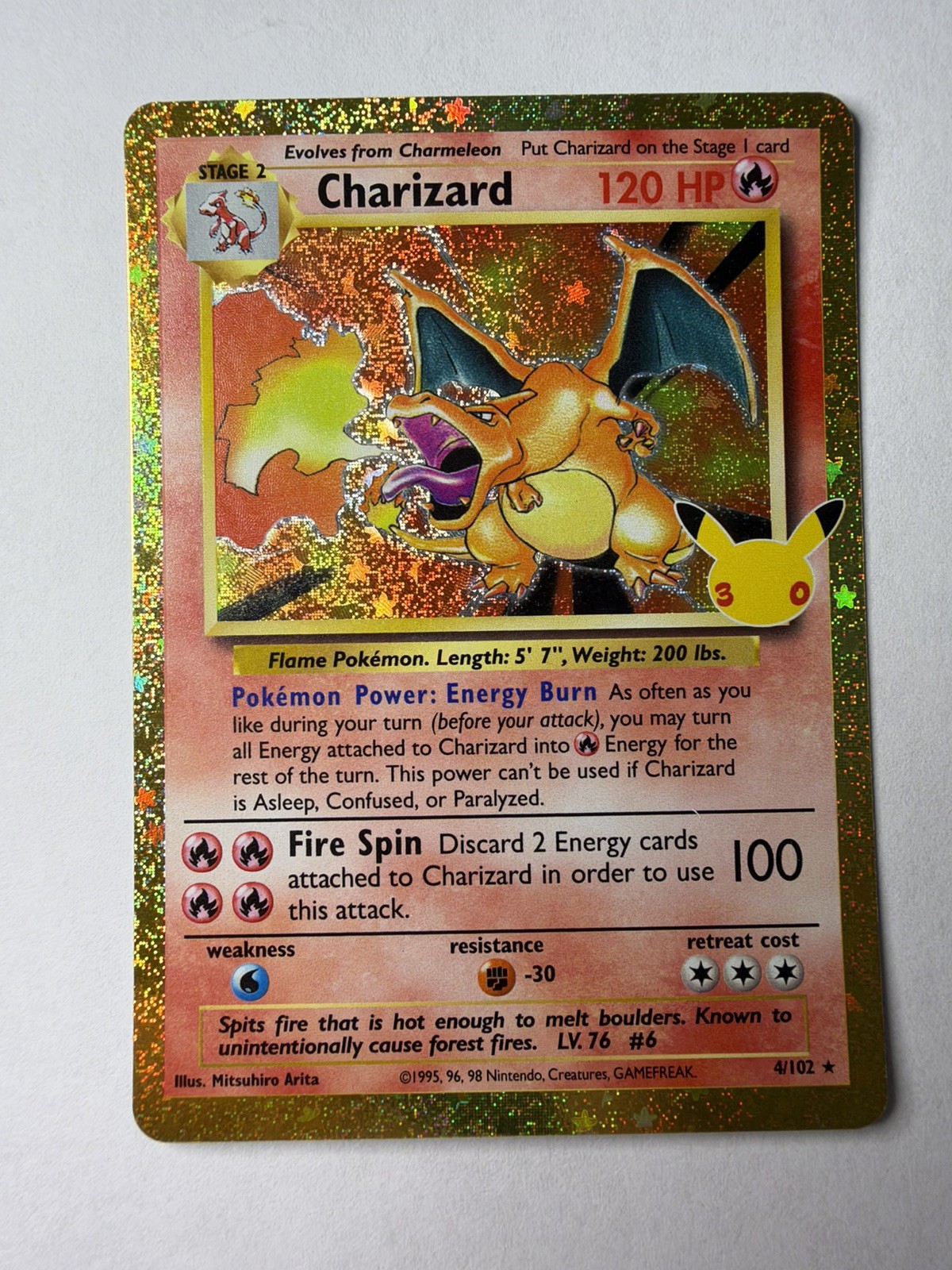Carta Pokemon TCG Charizard 4/102 NM 30° Anniversario Holo Foil Oro Centrata!