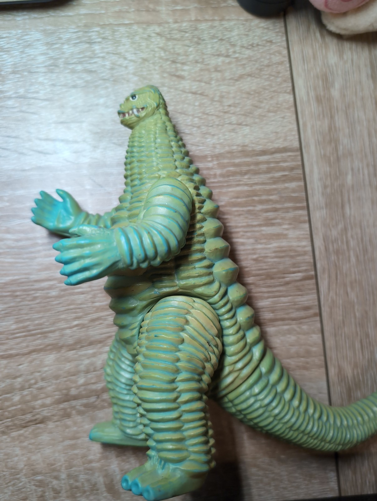 Bandai Ultra Monster Series Red King Ultraman Kaiju Monster Figure 2000 Vintage