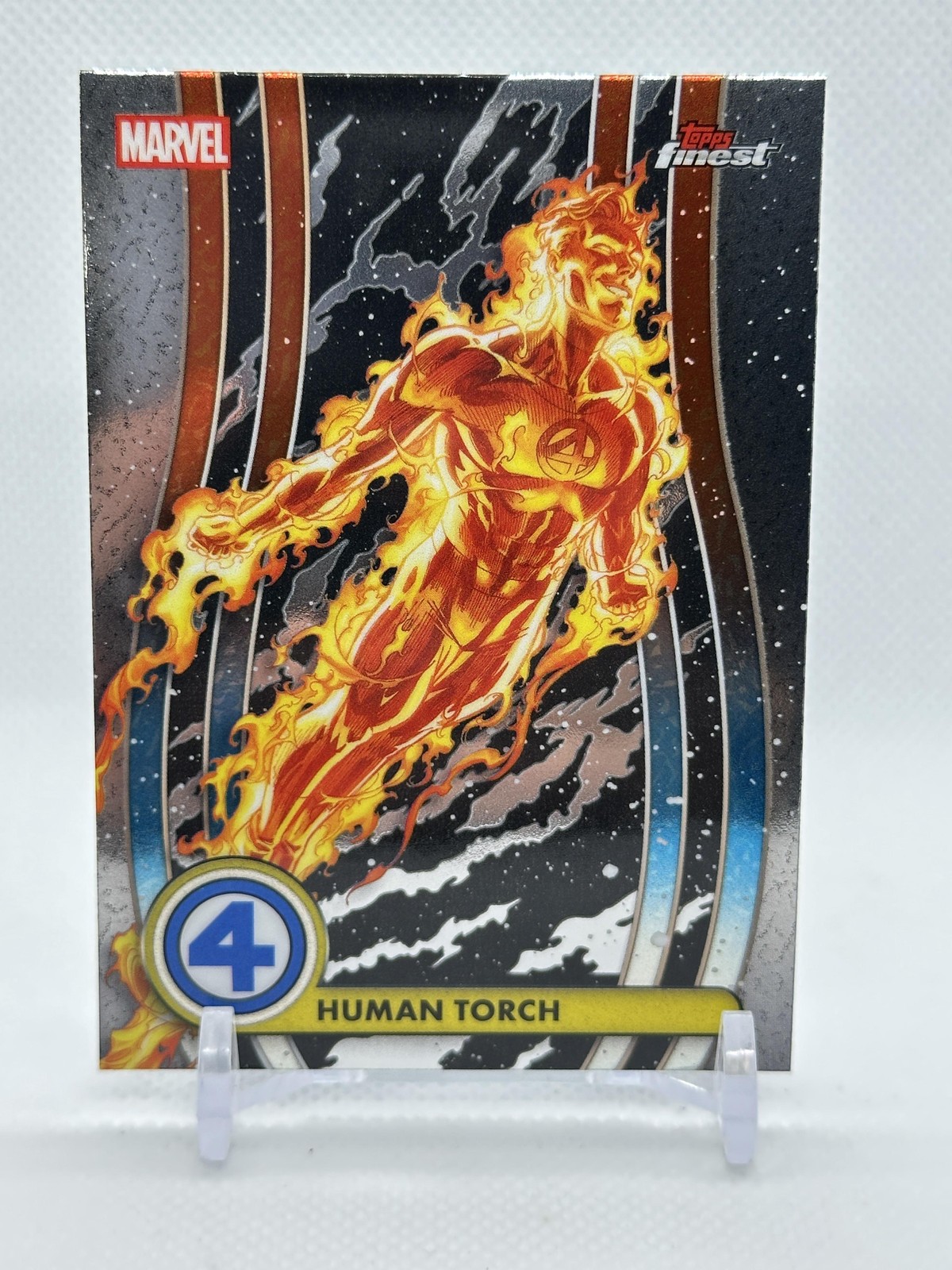 Torcia umana Topps Finest Fantastic Four #003
