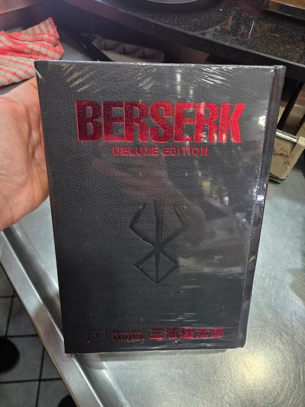Libro berserk deluxe edition vol.1