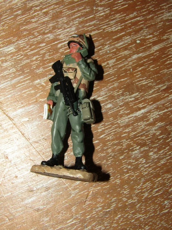 Soldat miniature métal