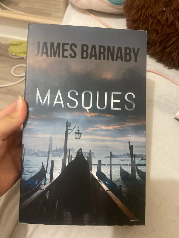 Un roman dhorreur qui s’appelle masques