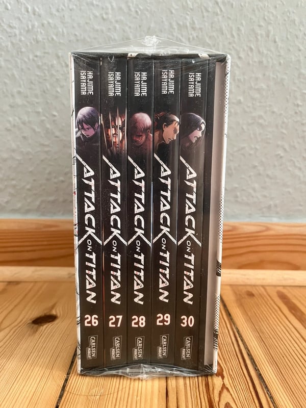 Attack on Titan Manga Box Set