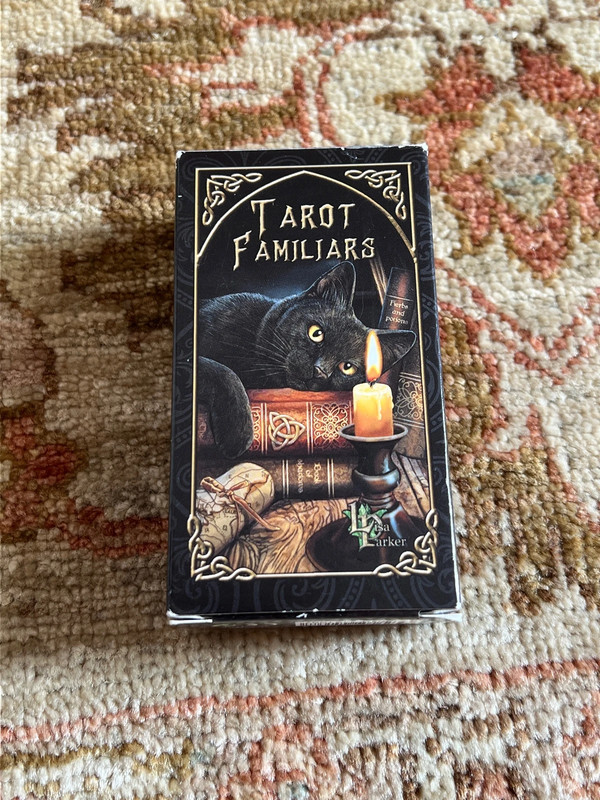 Tarot familiars set