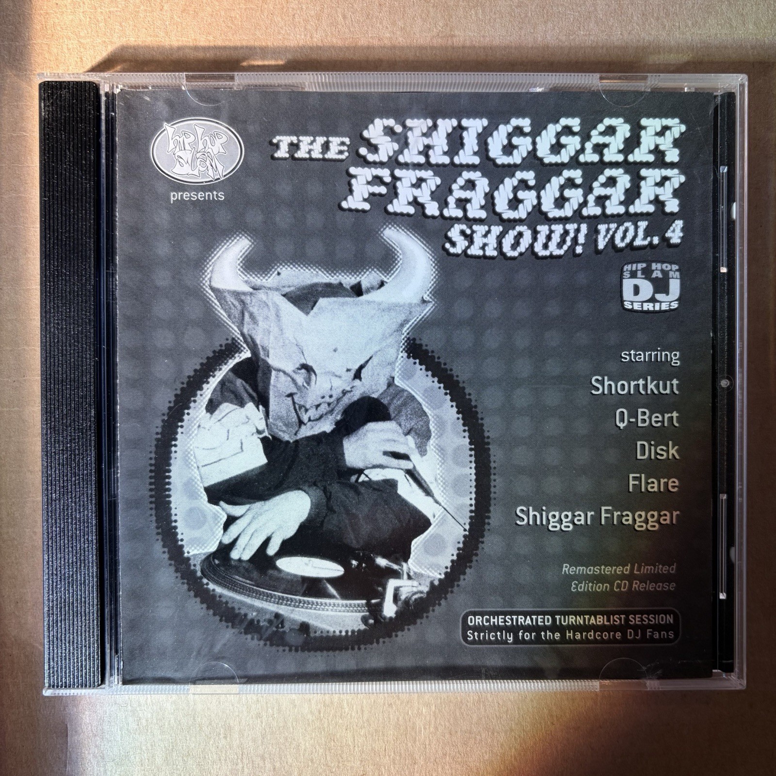 Invisibl Skratch Piklz - The Shiggar Fraggar Show Vol. 4  CD 1999 Like New