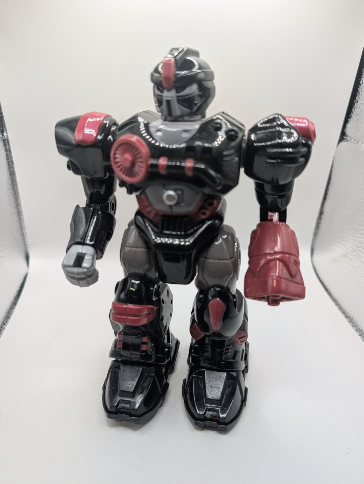 Hasbro Robot Action Figure Toy, Plastic, Black Red Grey, Robots Theme Figure