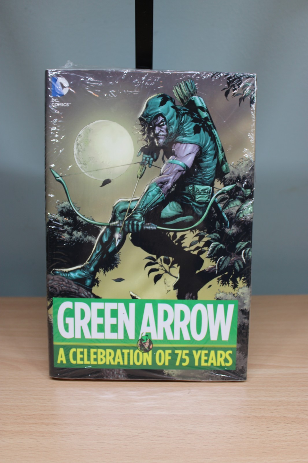 Freccia Verde Una Celebrazione Di 75 Anni Copertina Rigida