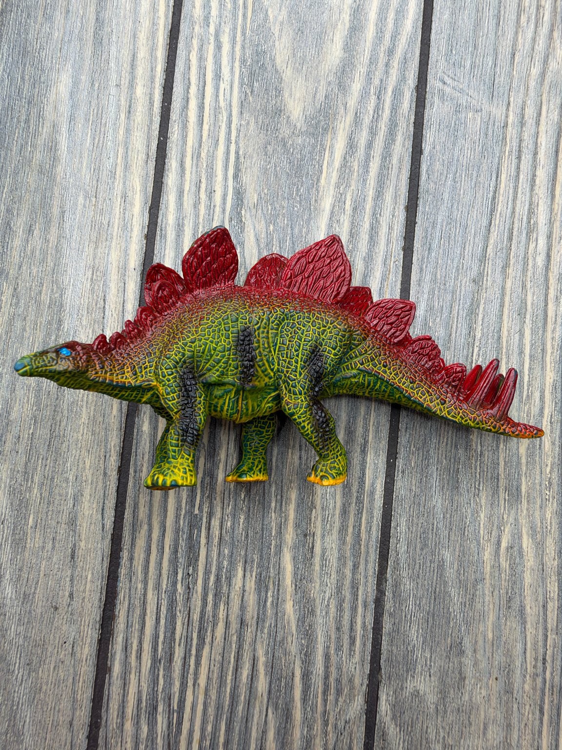 Stegosaurus Dinosaur Action Figure Toy Green Red Yellow Spikes 6.5" Long Dino