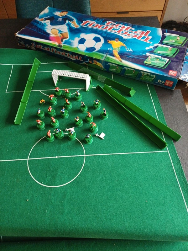 Jeu Total Football incomplet